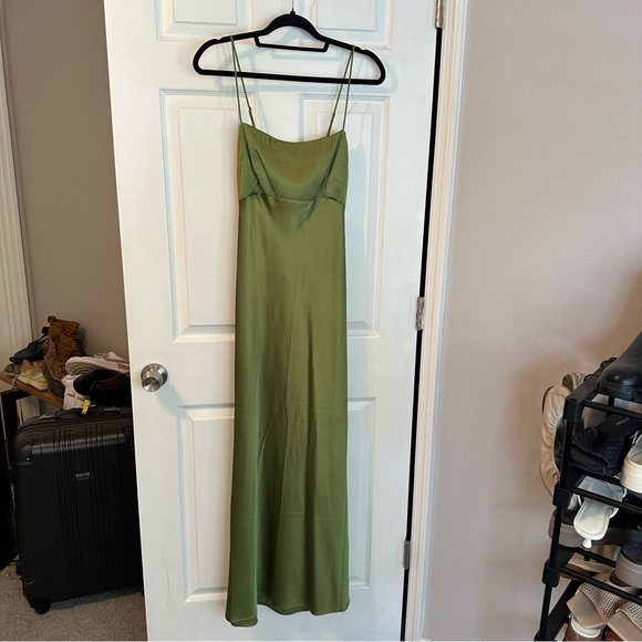 green emerald velvet dress Abercrombie & Fitch Green Satin Smocked Back Front Slit Dress- Size XL   The Saved Collection